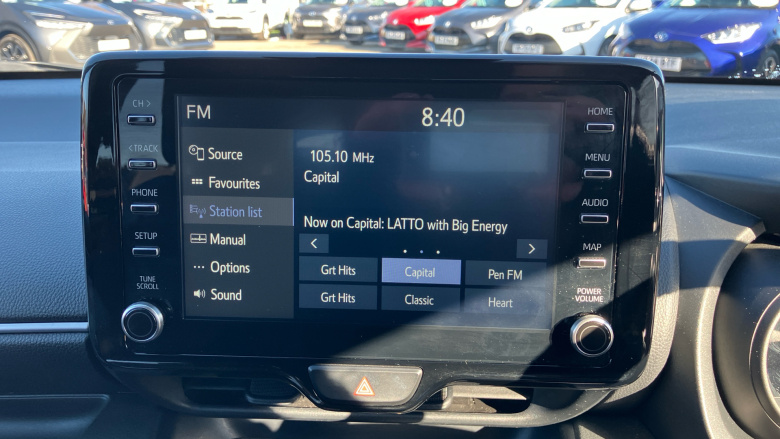 Toyota Yaris 1.5 Hybrid Design 5dr CVT Hybrid Hatchback